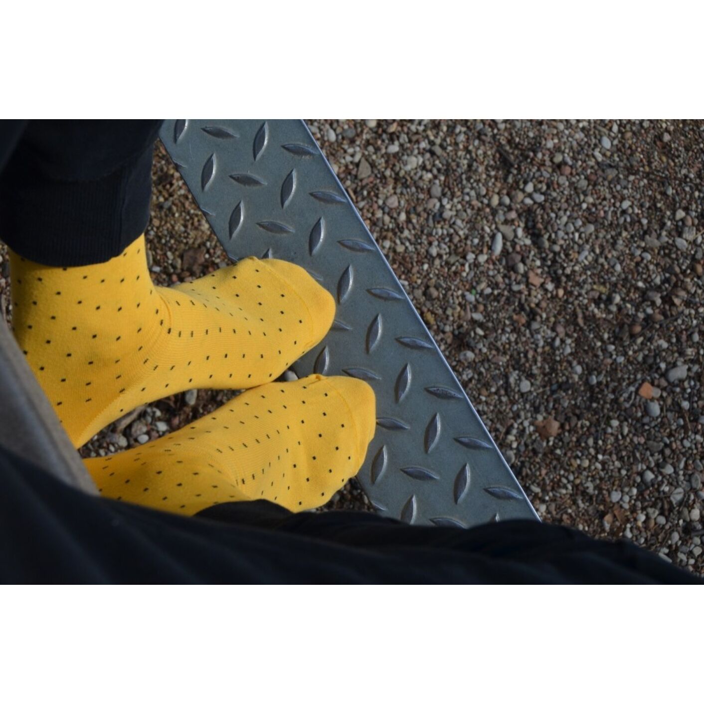 Skarpetki Żółte w Małe Kwadraty