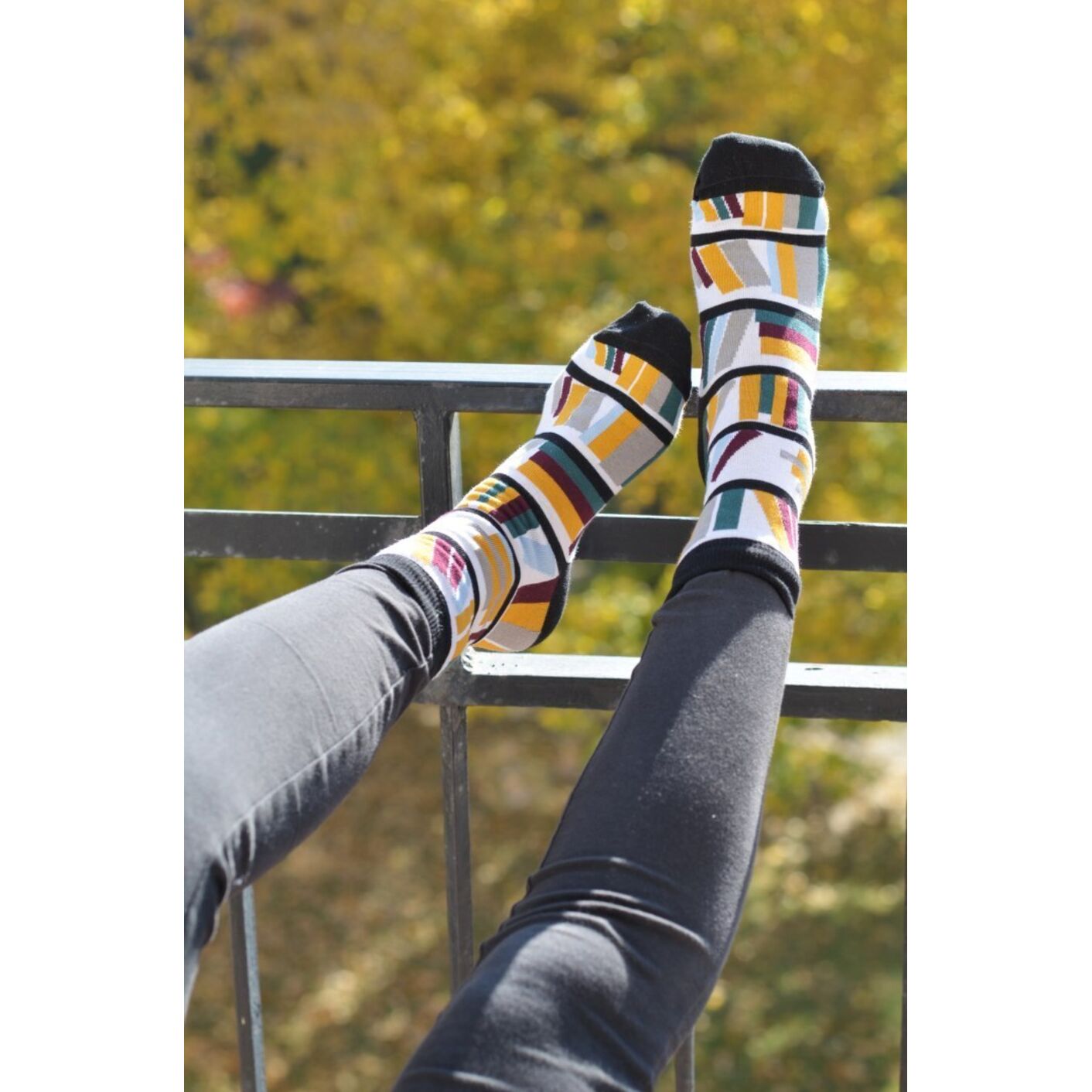 Skarpety w Książki na Półkach