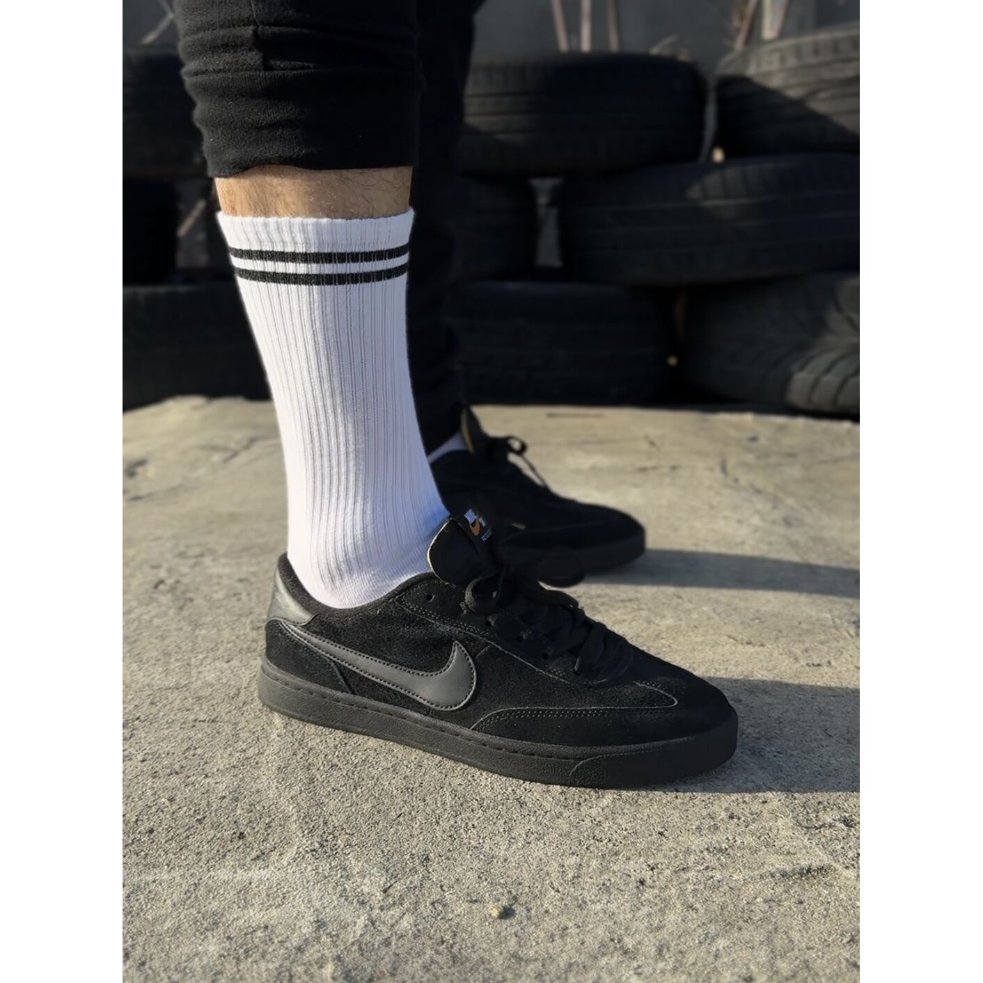 Białe Skarpetki Sportowe - Klasyczny Podwójny Pasek